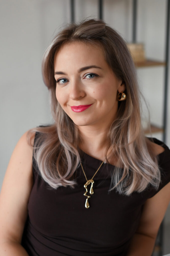 Никонова Полина