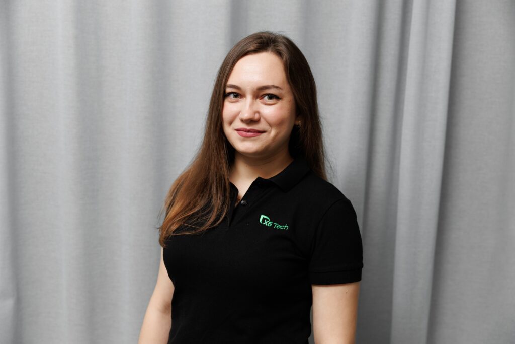 Попова Анна Мария